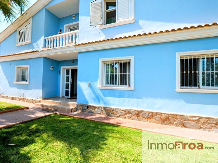 Casas en venta y pisos alquiler - 2