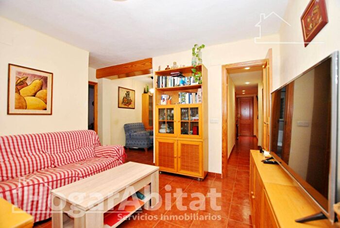 Casas en venta y pisos alquiler - 2