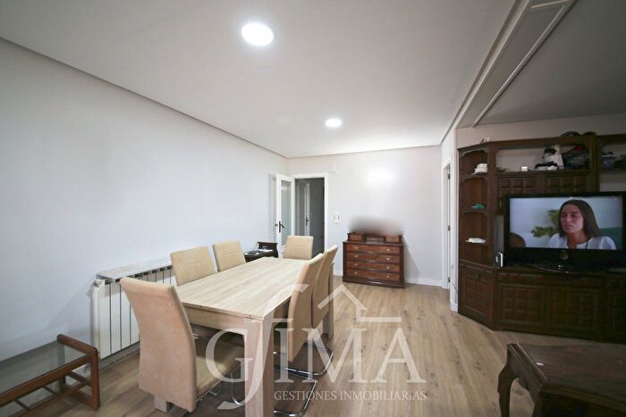 Casas en venta y pisos alquiler - 2