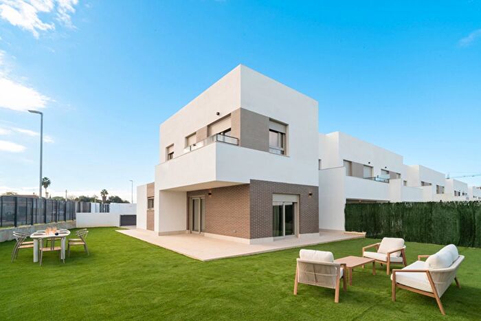 Casas en venta y pisos alquiler - 1