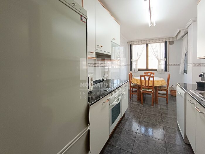 Casas en venta y pisos alquiler - 2