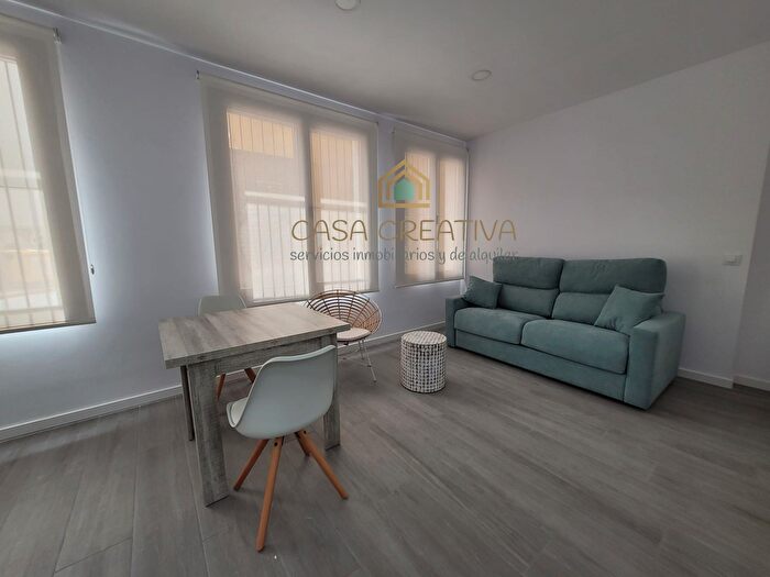 Casas en venta y pisos alquiler - 3
