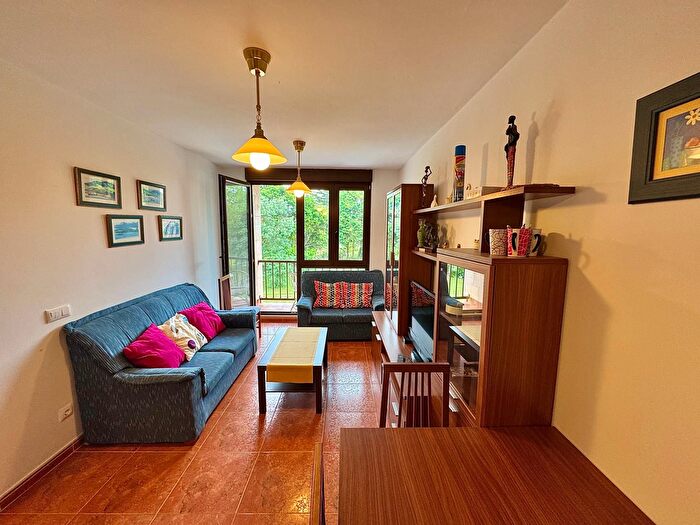 Piso en venta en Alfoz de Lloredo, Cantabria de 2 habitaciones