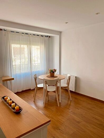 Casas en venta y pisos alquiler - 2