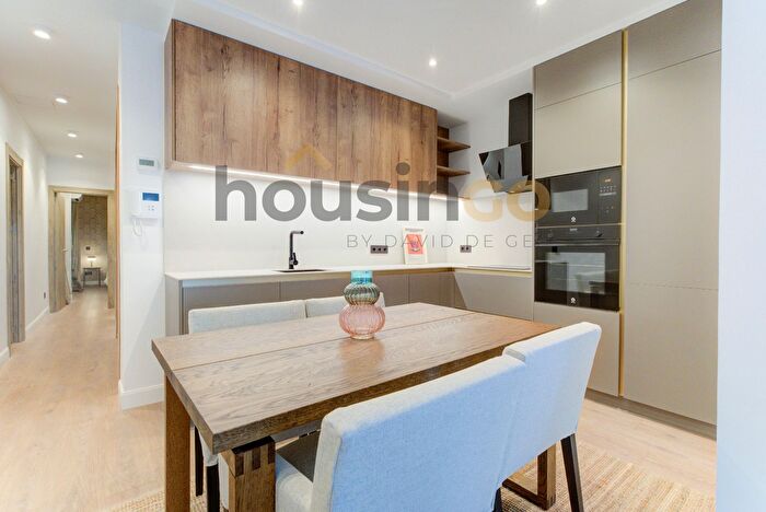 Casas en venta y pisos alquiler - 3