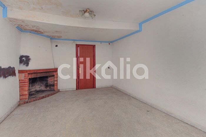 Casas en venta y pisos alquiler - 1