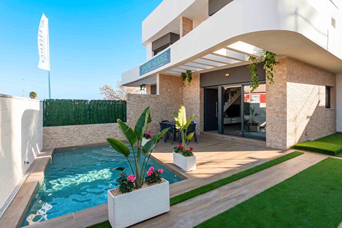 Casas en venta y pisos alquiler - 1