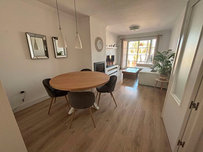 Casa en venta en El Pinar Palacio de Congresos, Torremolinos de 4 habitaciones