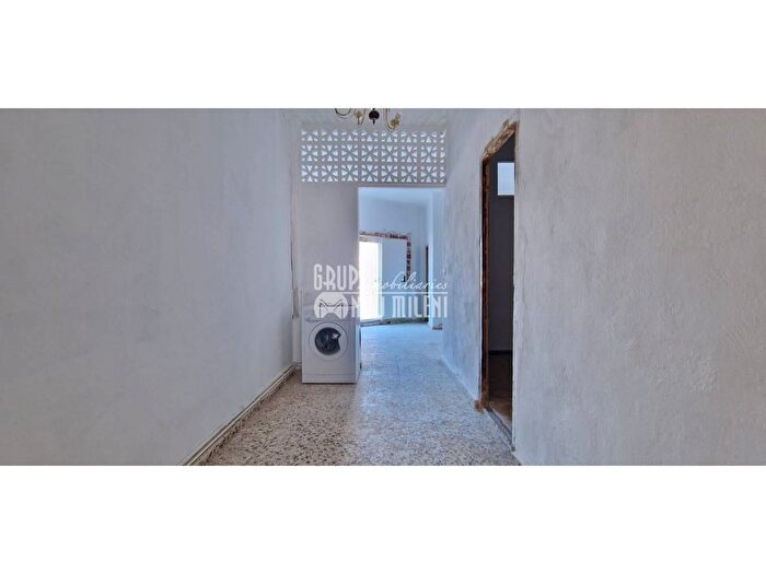 Casas en venta y pisos alquiler - 3