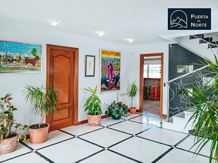 Casas en venta y pisos alquiler - 3