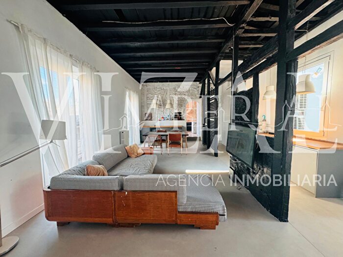 Casas en venta y pisos alquiler - 1