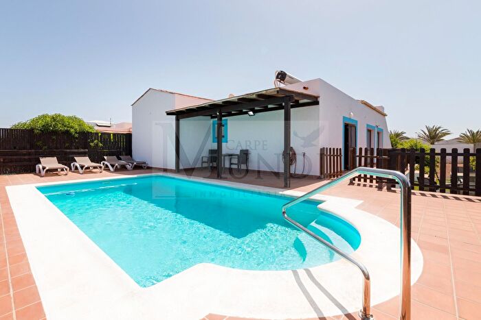 Casas en venta y pisos alquiler - 1