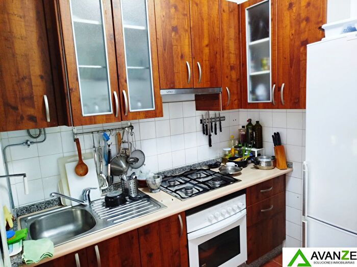 Casas en venta y pisos alquiler - 3