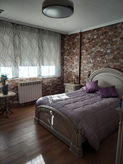 Casa en venta en Tomelloso, Ciudad Real de 3 habitaciones