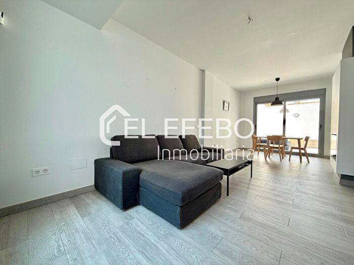 Casas en venta y pisos alquiler - 3