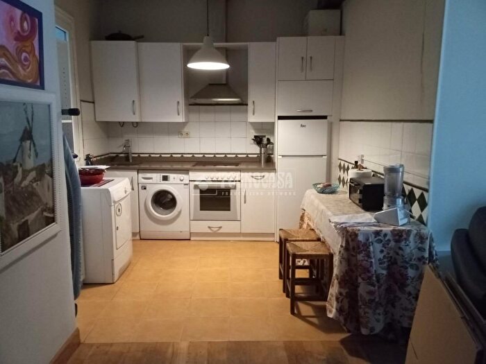 Casas en venta y pisos alquiler - 3