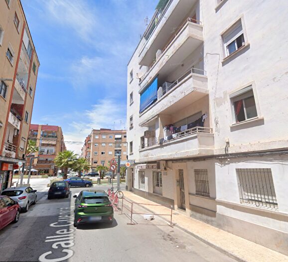 Casas en venta y pisos alquiler - 2