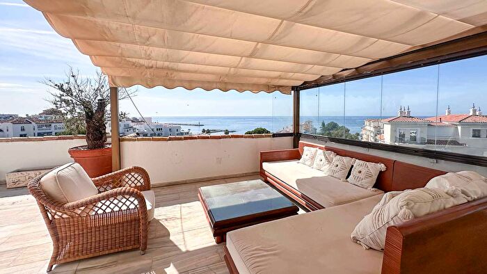 Piso en alquiler en Nueva Andalucía, Puerto Banús de 3 habitaciones