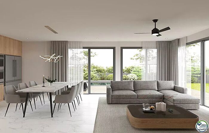 Casa en venta en Nord, Roses de 4 habitaciones
