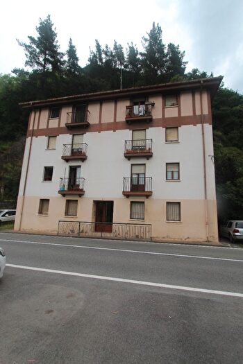 Piso en venta en Zeberio, Bizkaia de 2 habitaciones