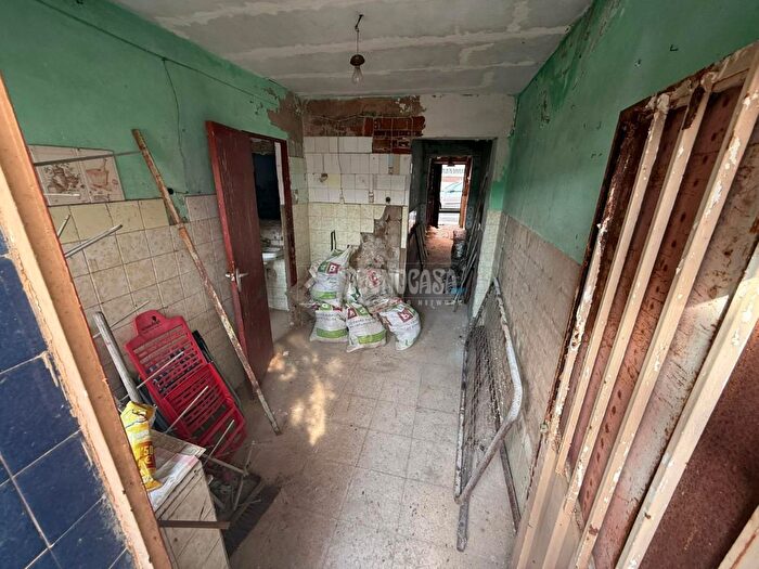 Casas en venta y pisos alquiler - 2
