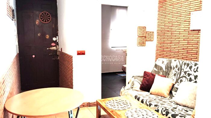 Casas en venta y pisos alquiler - 3