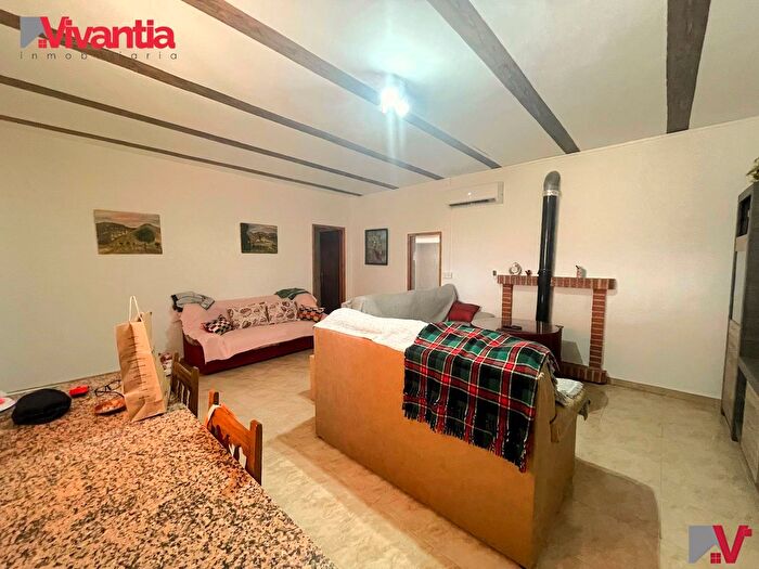 Casas en venta y pisos alquiler - 2