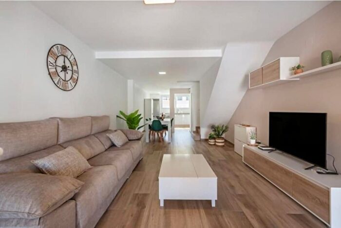 Casas en venta y pisos alquiler - 2
