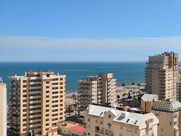 Piso en venta en Playa de los Boliches, Fuengirola de 2 habitaciones