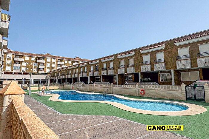 Piso en venta en Roquetas de Mar ciudad, Las Salinas de 3 habitaciones