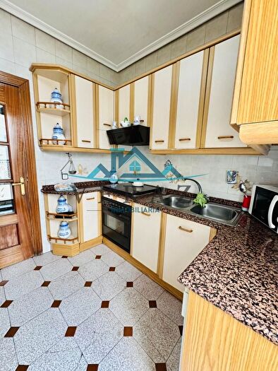 Casas en venta y pisos alquiler - 3