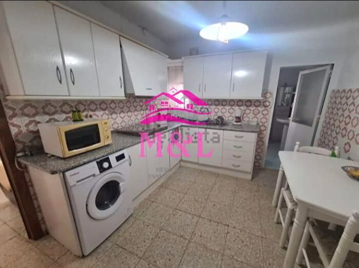 Casas en venta y pisos alquiler - 3