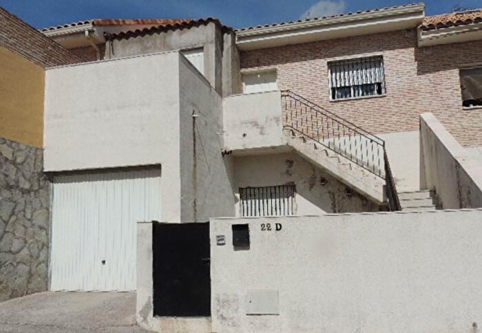 Casa en venta en Yeles, Toledo de 4 habitaciones