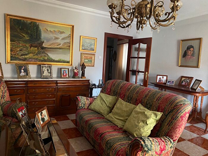 Piso en venta en Centro, La Trinidad de 3 habitaciones