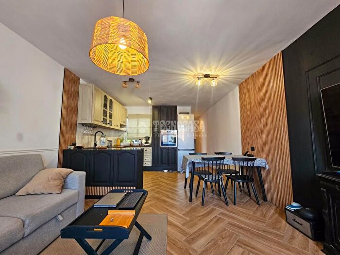 Casa en venta en Ofra Costa Sur, Buenos Aires Chamberí Las Moraditas de 5 habitaciones