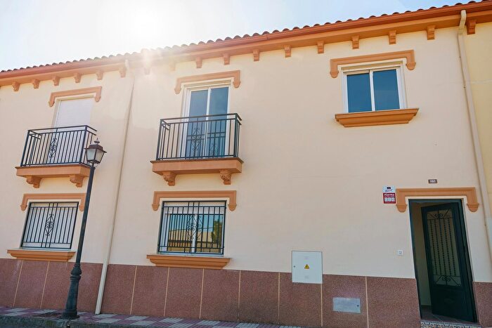 Casa en alquiler en Ventas de Huelma, Granada de 3 habitaciones