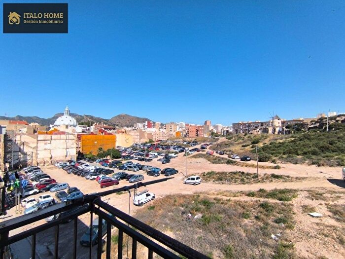 Casas en venta y pisos alquiler - 2