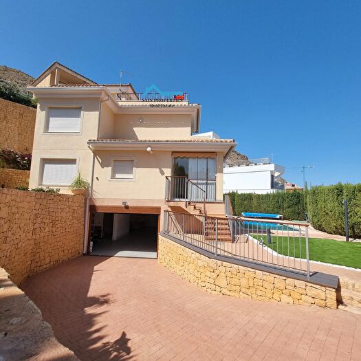 Casa en venta en Golf Bahía, Finestrat de 4 habitaciones
