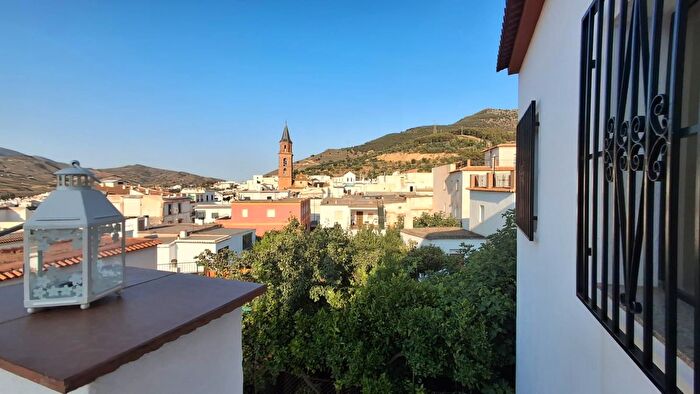 Casa en venta en Fondón, Almería de 3 habitaciones