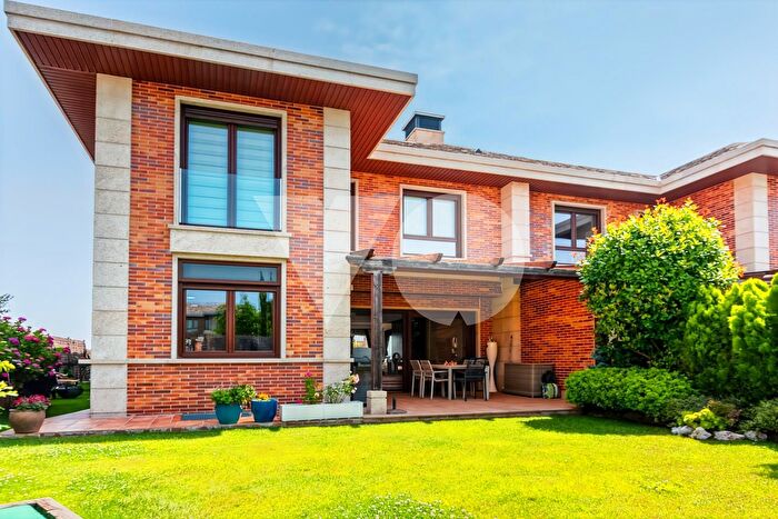 Casas en venta y pisos alquiler - 1