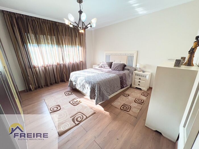 Casa en venta en Bueu, Pontevedra de 3 habitaciones