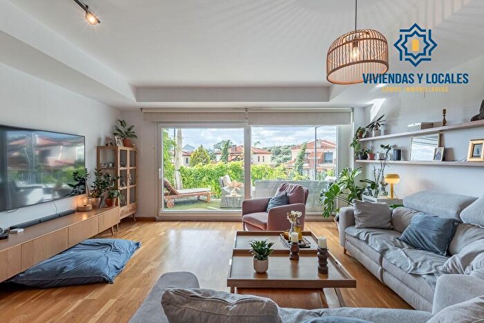 Casas en venta y pisos alquiler - 1