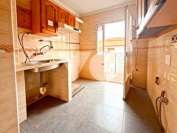 Casas en venta y pisos alquiler - 2