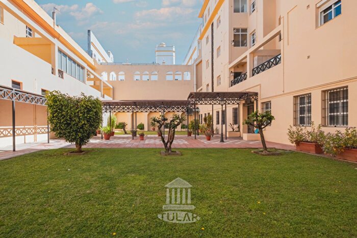 Piso en venta en Centro, Plaza de Toros Ayuntamiento de 4 habitaciones
