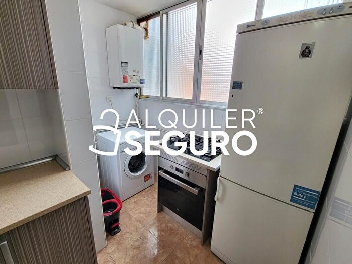 Casas en venta y pisos alquiler - 2