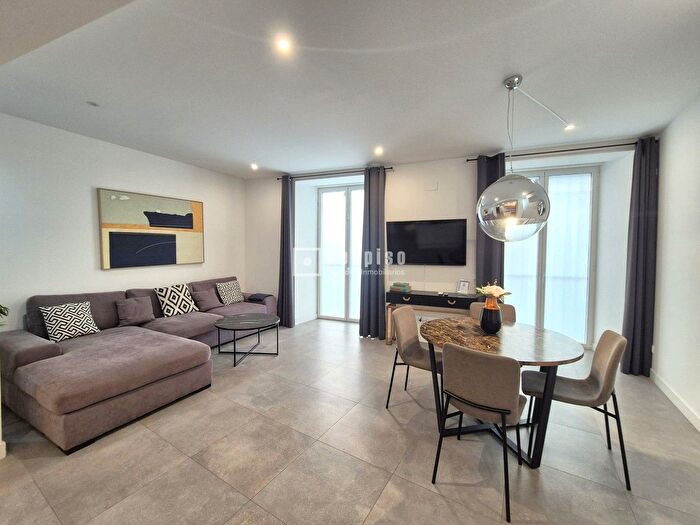 Casas en venta y pisos alquiler - 1