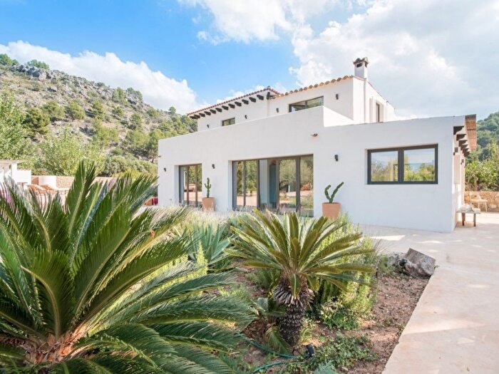 Casa en venta en Sóller, Illes Balears de 3 habitaciones