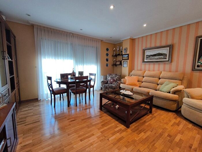 Piso en venta en Vilagarcía, Vilagarcía de Arousa de 3 habitaciones