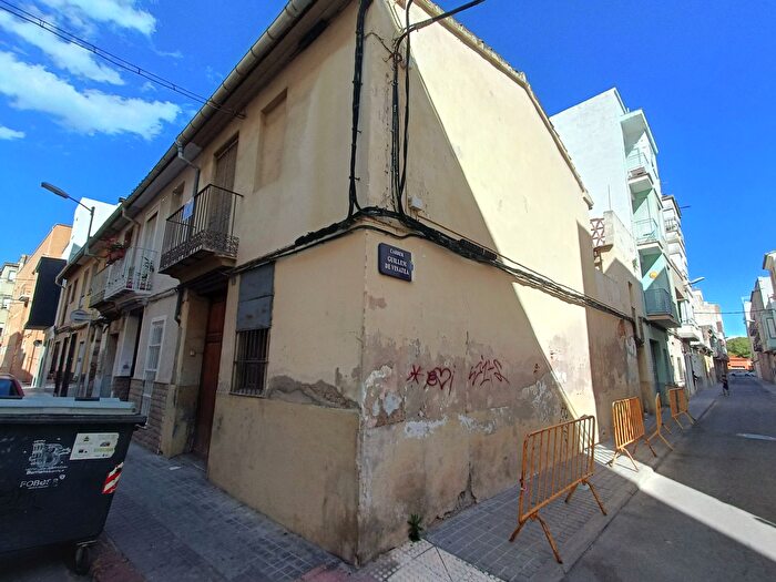 Casas en venta y pisos alquiler - 3