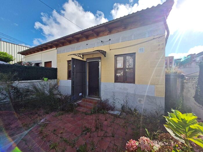 Casas en venta y pisos alquiler - 1